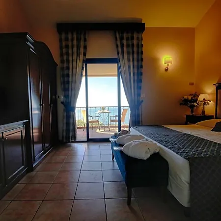 Capo Dei Greci Taormina Coast & SantʼAlessio Siculo