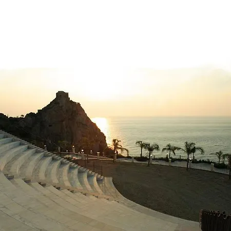 Capo Dei Greci And 호텔 4*