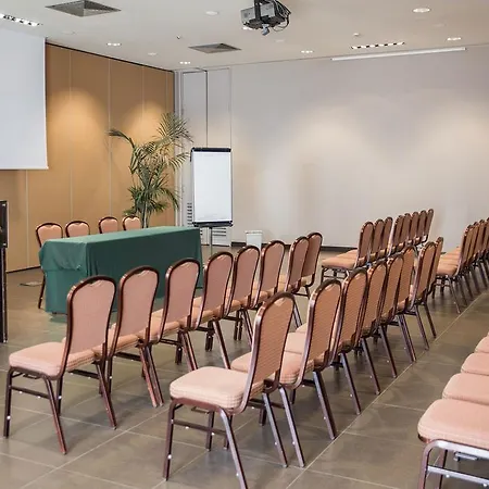 호텔 Capo Dei Greci And 4*