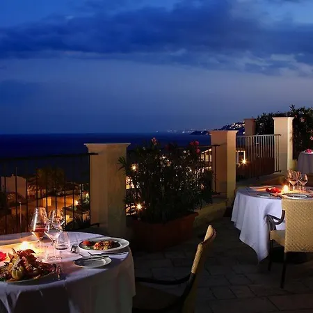 Hotel Capo Dei Greci Taormina Coast & 4*