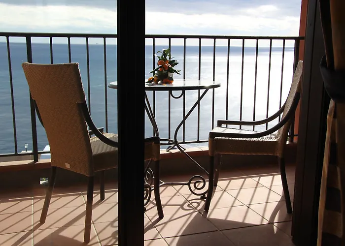 Capo Dei Greci And Отель 4*