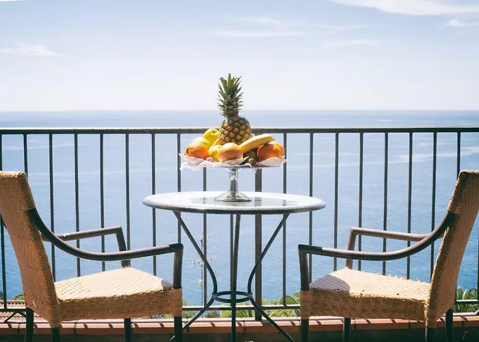 Capo Dei Greci And 4*